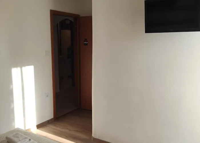 Apartman Topic