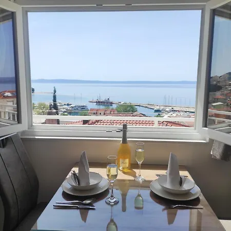 Apartment Topic Baska Voda